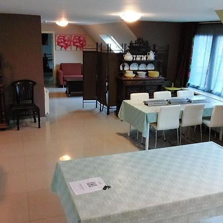 Hotel Golden Dragon 디셀 외부 사진